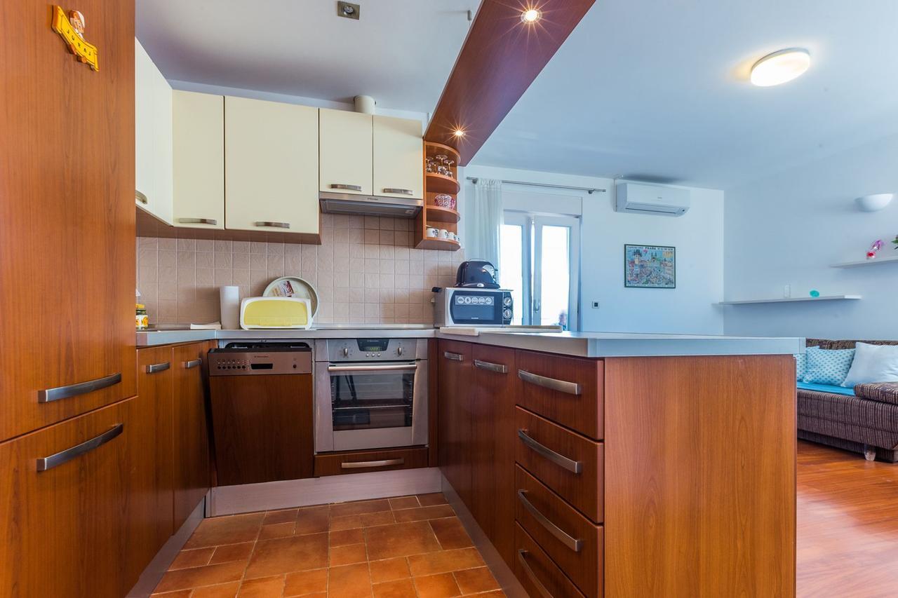 Adriano 2Br Apartment With Terrace Zadar Exteriör bild