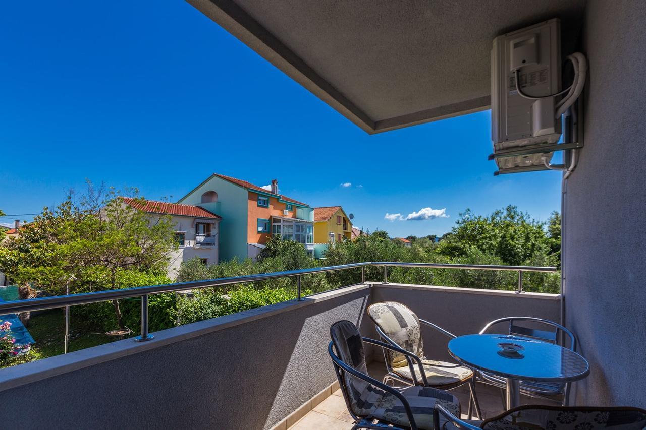 Adriano 2Br Apartment With Terrace Zadar Exteriör bild