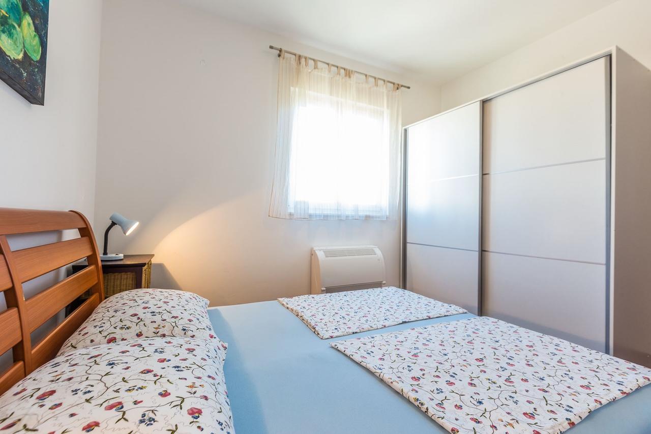 Adriano 2Br Apartment With Terrace Zadar Exteriör bild