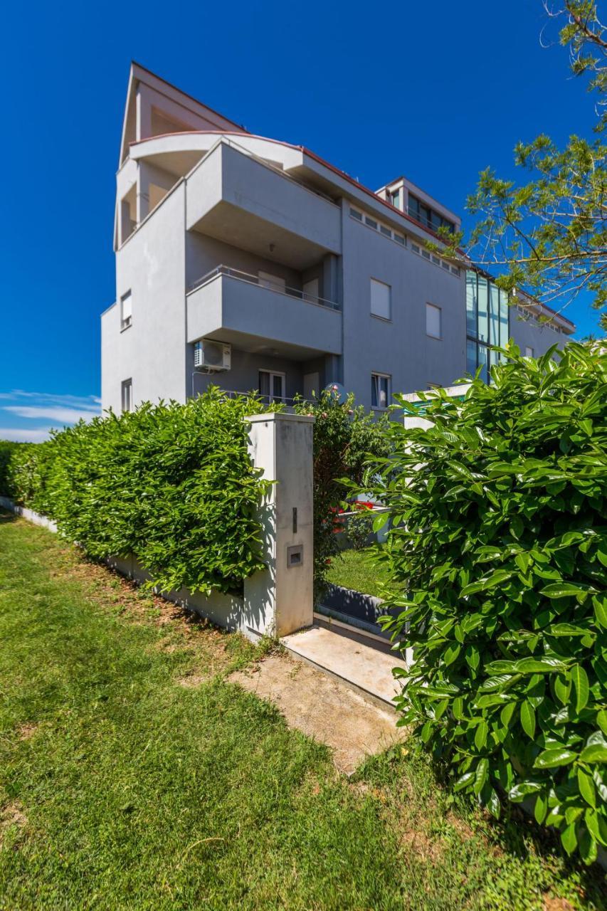 Adriano 2Br Apartment With Terrace Zadar Exteriör bild