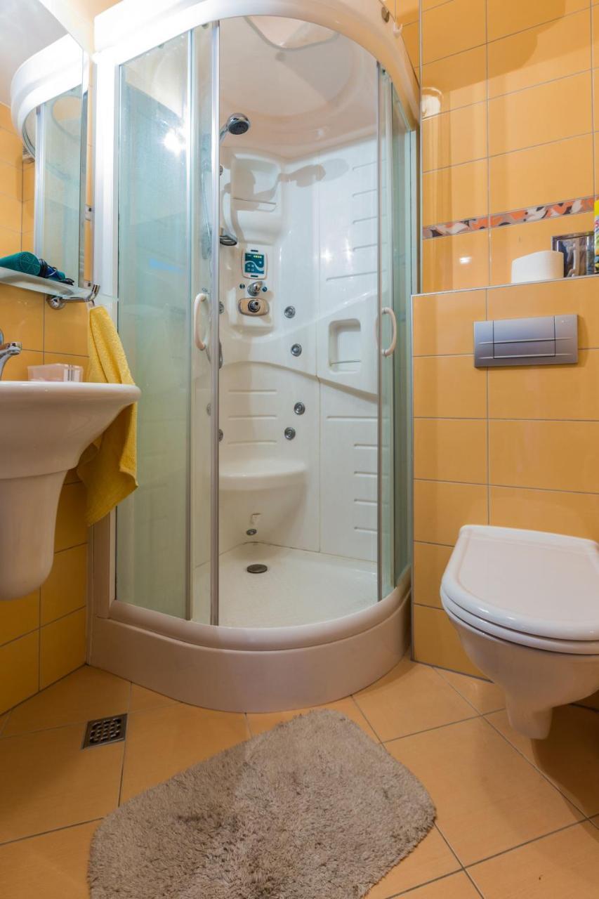 Adriano 2Br Apartment With Terrace Zadar Exteriör bild